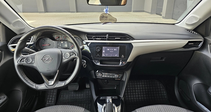 Opel Corsa cena 55900 przebieg: 40000, rok produkcji 2020 z Pabianice małe 121